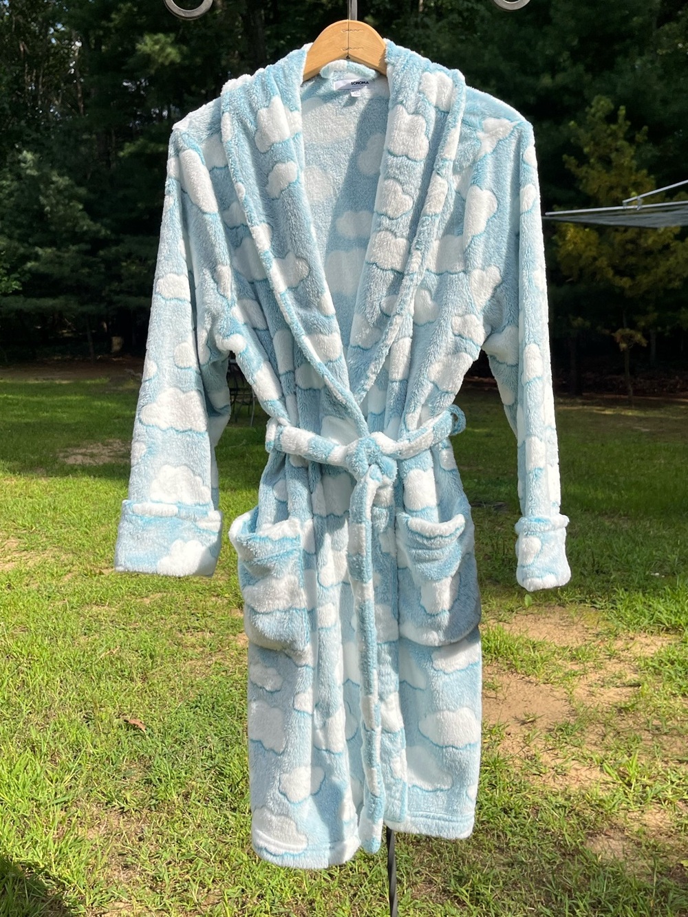Sonoma Kohls Blue Sky Cloud Plush Robe Size M Sleepwear Slumber Party Kidcore